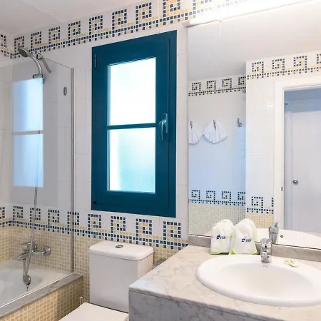 Tropical Adjoining Apartment Playa Blanca (Lanzarote)